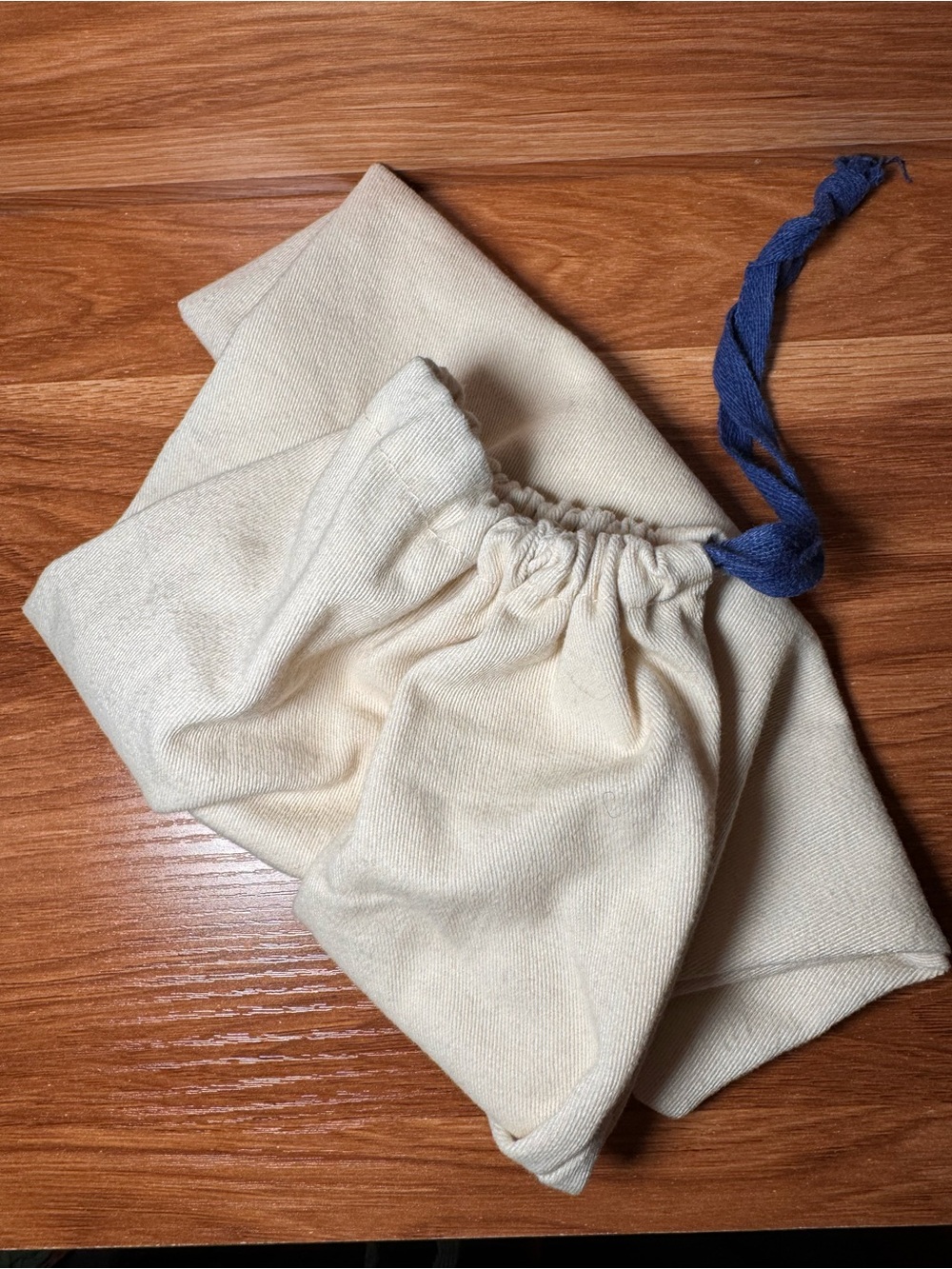 Dust Bag - Picture 3 of 6